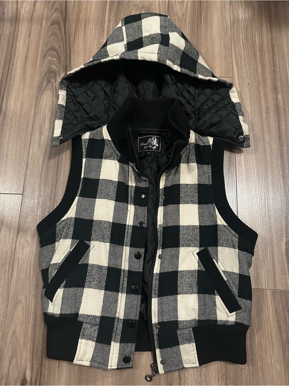 Forever 21 Black and White Buffalo Plaid Quilted Hooded Vest - Men